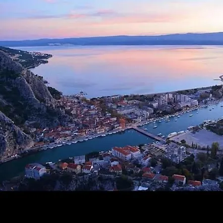 Lena Omiš